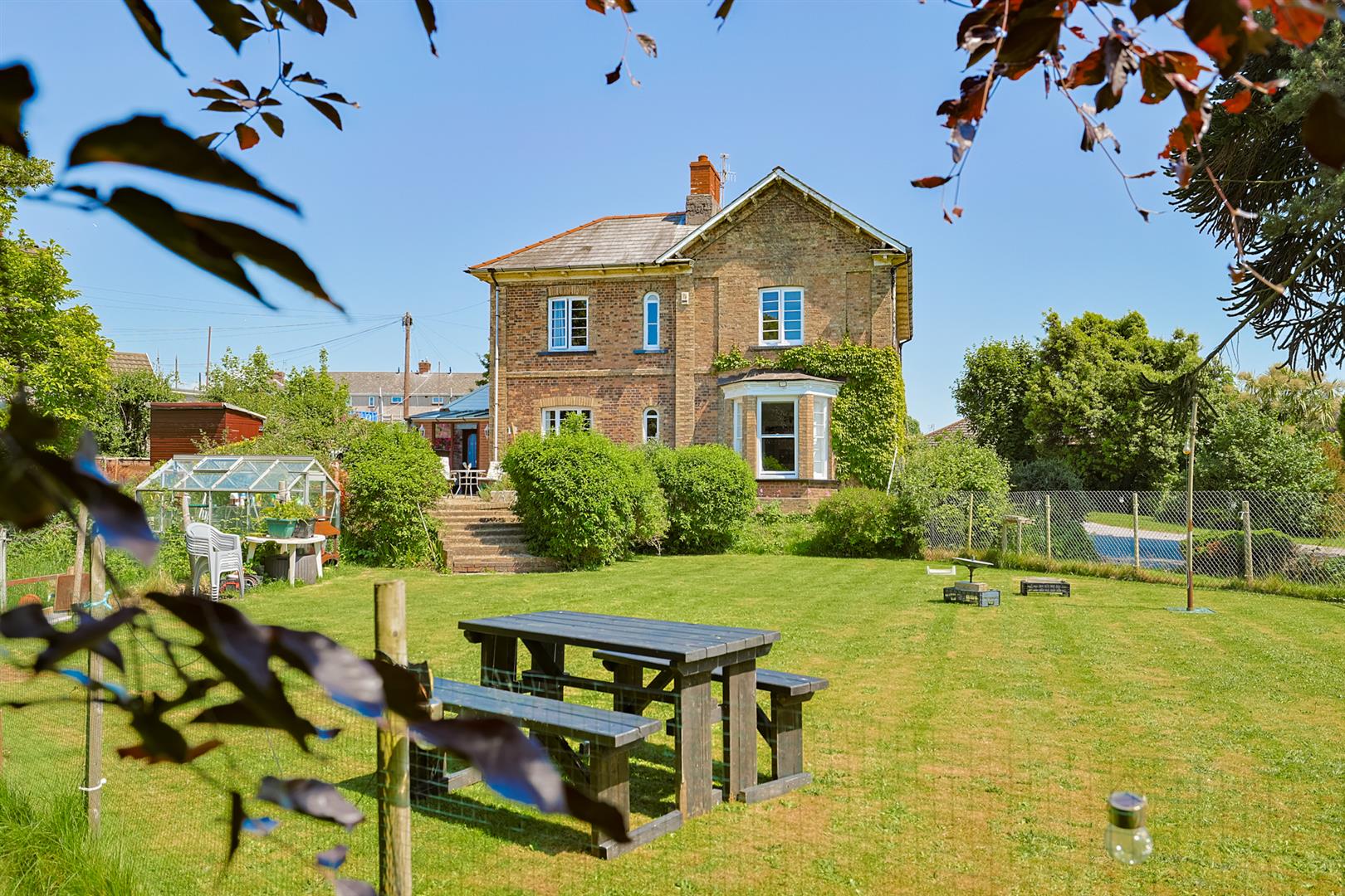 Highfield House, Tyisha Road, Llanelli, SA15 1RW